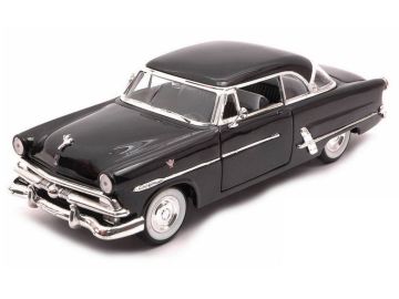 Kovinski avtomobil Ford Crestline Victoria 1953