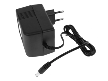 Polnilec za aku. vozila 12V 1000mA eigrace