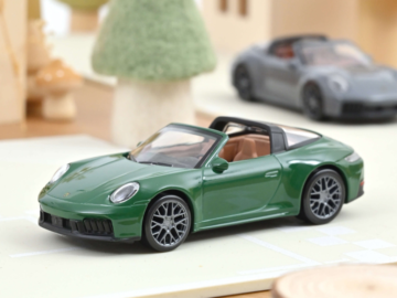 Norev Porsche 911 GTS Targa 2024 British Racing Green igracke24
